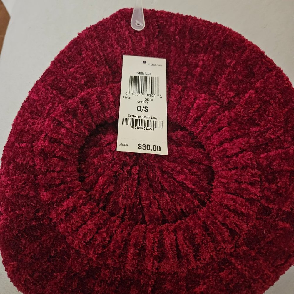 Women's Red beret - knit